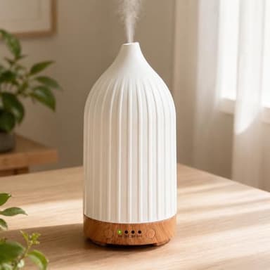 Vankarr Difusor Aceites Esenciales Difusor de Aromas Ultrasónico Difusor de Aromaterapia Humidificador Vaporizador de Esencias para Casa, Yoga (Blanco 100ml)